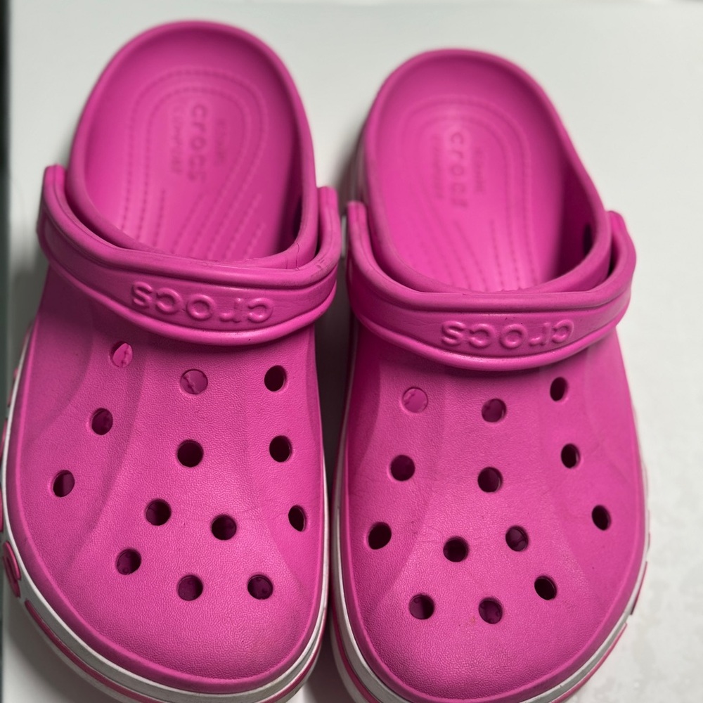 CROCS Pink & white like new Sandals clogs & Flip Flops with Perforated Design